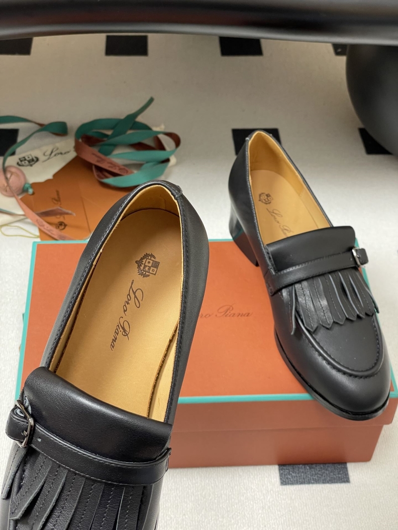 L0r0 P1ana loafers